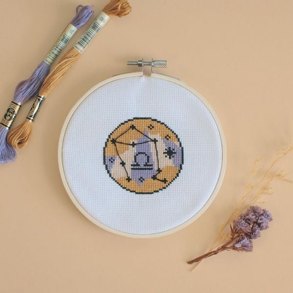 Produktbild: Enchanted Cross-Stitch