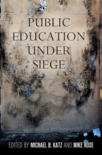 Produktbild: Public Education Under Siege