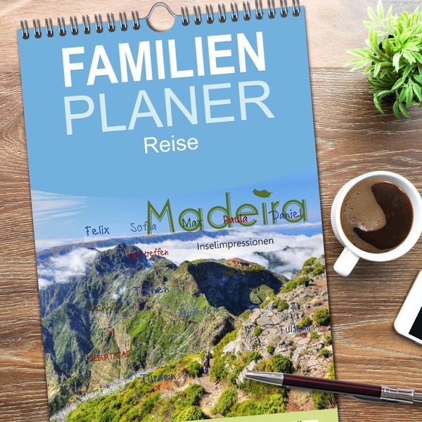 Produktbild: Familienplaner 2026 - Wildes Madeira - Inselimpressionen mit 5 Spalten (Wandkalender, 21 x 45 cm) CALVENDO
