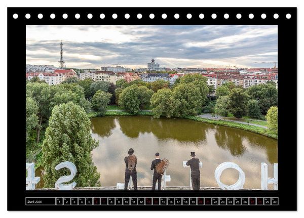 Produktbild: Schornsteinfeger in Berlin - Die Gl&uuml;cklichmacher (Tischkalender 2026 DIN A5 quer), CALVENDO Monatskalender