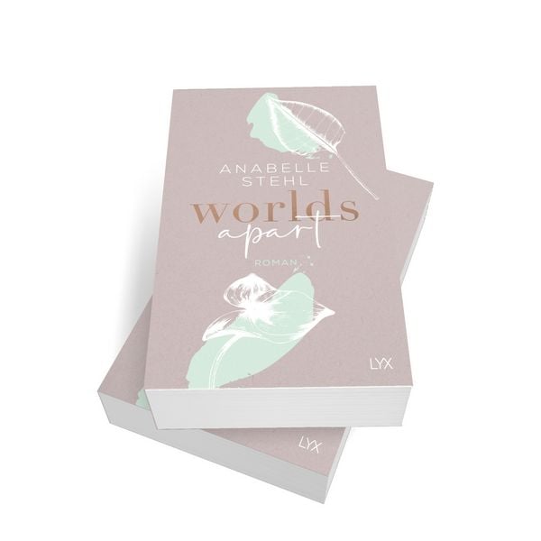 Produktbild: Worlds Apart