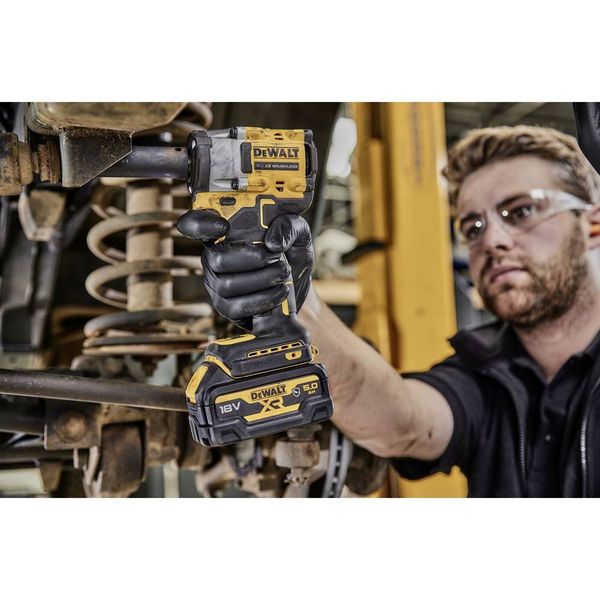 Produktbild: DEWALT DCF921NT-XJ Akku-Schlagschrauber