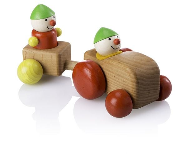 Produktbild: Pfingstweid - Landwicht Michel aus Erle mit magnetverbundenem Anh&auml;nger und mit flexiblem Stehwicht Ferdi, R&auml;der aus Buche, Holz