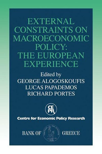 Produktbild: External Constraints on Macroeconomic Policy