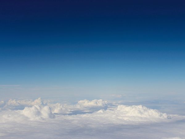 Produktbild: CALVENDO Puzzle &Uuml;ber den Wolken 1000 Teile Lege-Gr&ouml;&szlig;e 64 x 48 cm Foto-Puzzle Bild von Heike Hultsch