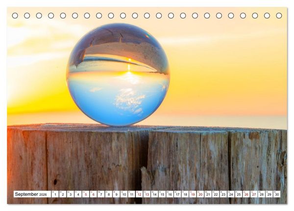 Produktbild: Lensball-Fotografie am Meer (Tischkalender 2026 DIN A5 quer), CALVENDO Monatskalender