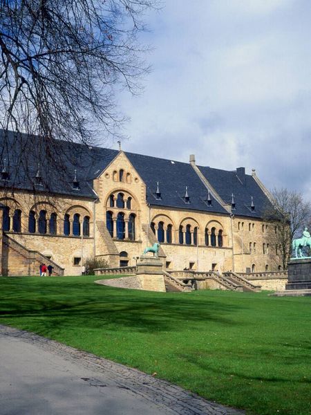 Produktbild: CALVENDO Puzzle Romanische Kaiserpfalz in Goslar | 1000 Teile Lege-Gr&ouml;&szlig;e 64x48cm Foto-Puzzle f&uuml;r gl&uuml;ckliche Stunden
