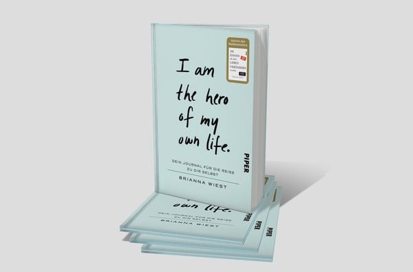 Produktbild: I Am The Hero Of My Own Life