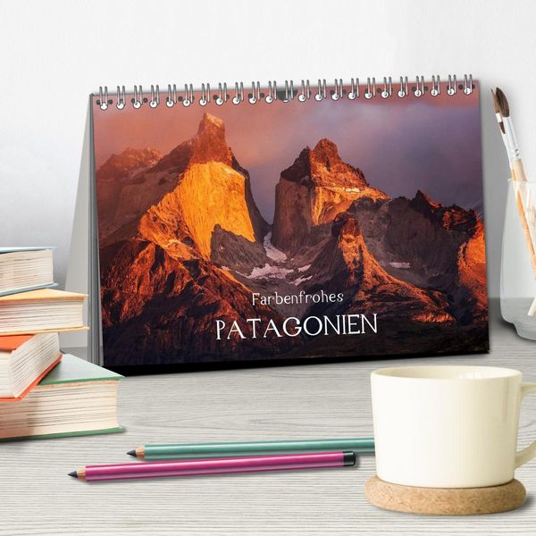 Produktbild: Farbenfrohes Patagonien (Tischkalender 2026 DIN A5 quer), CALVENDO Monatskalender