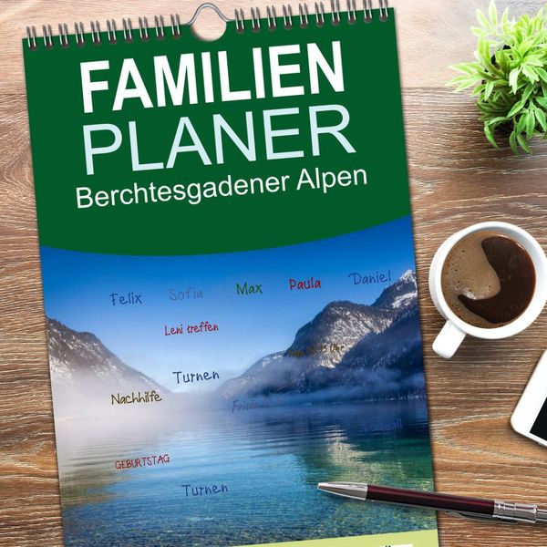 Produktbild: Familienplaner 2026 - Berchtesgadener Alpen - Land von Watzmann und K&ouml;nigssee mit 5 Spalten (Wandkalender, 21 x 45 cm) CALVENDO