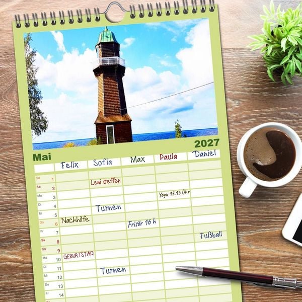 Produktbild: Familienplaner 2027 - Leuchtt&uuml;rme - Wegweisend durch das Jahr mit 5 Spalten (Wandkalender, 21 x 45 cm) CALVENDO