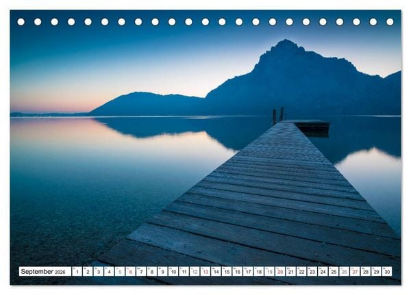 Produktbild: Ein Fr&uuml;hling am Traunsee - Vertr&auml;umte Ansichten (Tischkalender 2026 DIN A5 quer), CALVENDO Monatskalender