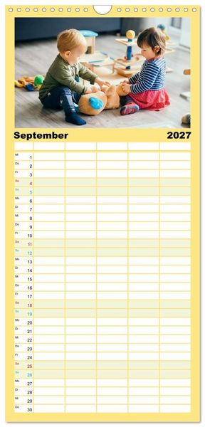 Produktbild: Familienplaner 2027 - Traumberuf - Erzieher:innen in der Kinderkrippe mit 5 Spalten (Wandkalender, 21 x 45 cm) CALVENDO