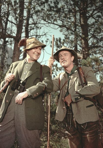Produktbild: Ludwig Ganghofer Komplettbox (u.a. Schloss Hubertus / Der J&auml;ger von Fall / Das Schweigen im Walde / Der Edelwei&szlig;k&ouml;nig / Waldrausch / Gewitter im Mai / Der Ochsenkrieg / Der Mann im Salz) [32 DVDs]