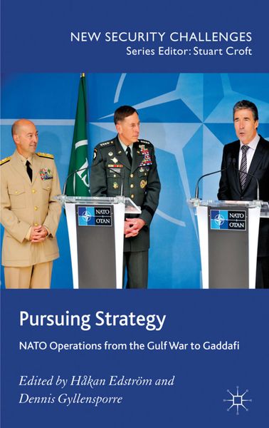 Produktbild: Pursuing Strategy