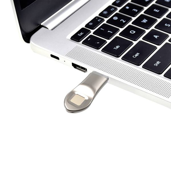 Produktbild: Xlyne X-GUARD USB-Stick Retail 64GB Silber 7964032 USB-A