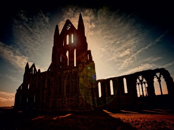 Produktbild: CALVENDO Puzzle Gothic Fantasy - Schatten der Kathedrale | 1000 Teile Lege-Gr&ouml;&szlig;e 64x48cm Foto-Puzzle f&uuml;r gl&uuml;ckliche Stunden