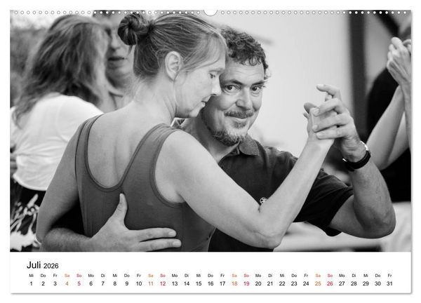 Produktbild: Tango Argentino - Paare beim Tanz auf &ouml;ffentlichen Pl&auml;tzen (Wandkalender 2026 DIN A2 quer), CALVENDO Monatskalender
