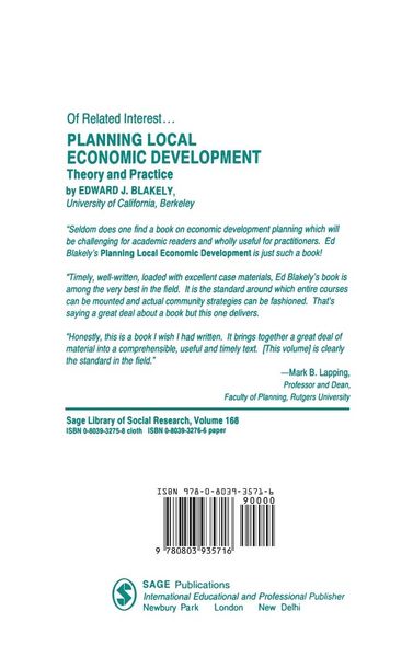 Produktbild: Financing Economic Development