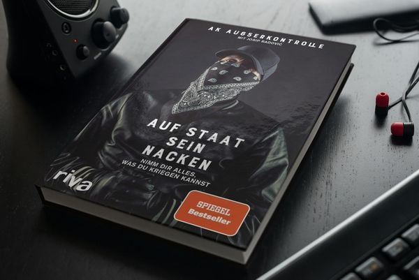 Produktbild: Auf Staat sein Nacken