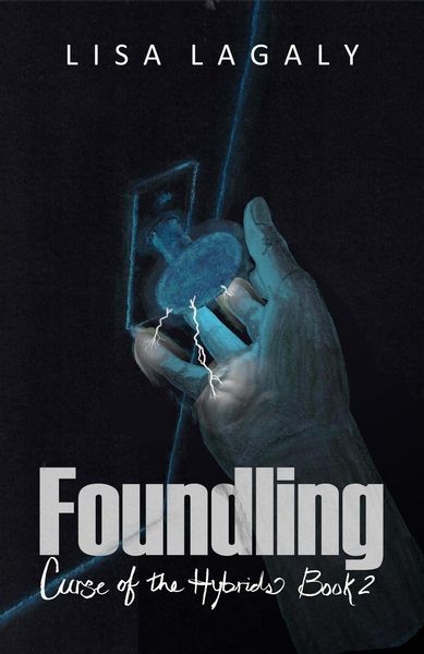Produktbild: Foundling (Curse of the Hybrids, #2)