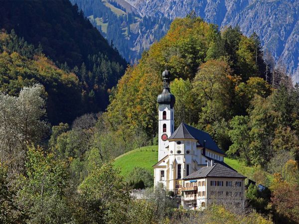 Produktbild: CALVENDO Puzzle Pfarrkirche Tschagguns | 1000 Teile Lege-Gr&ouml;&szlig;e 64x48cm Foto-Puzzle f&uuml;r gl&uuml;ckliche Stunden