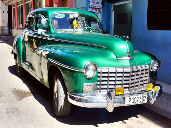 Produktbild: CALVENDO Puzzle US-Oldtimer der Marke Dodge in Havanna | 1000 Teile Lege-Gr&ouml;&szlig;e 64x48cm Foto-Puzzle f&uuml;r gl&uuml;ckliche Stunden