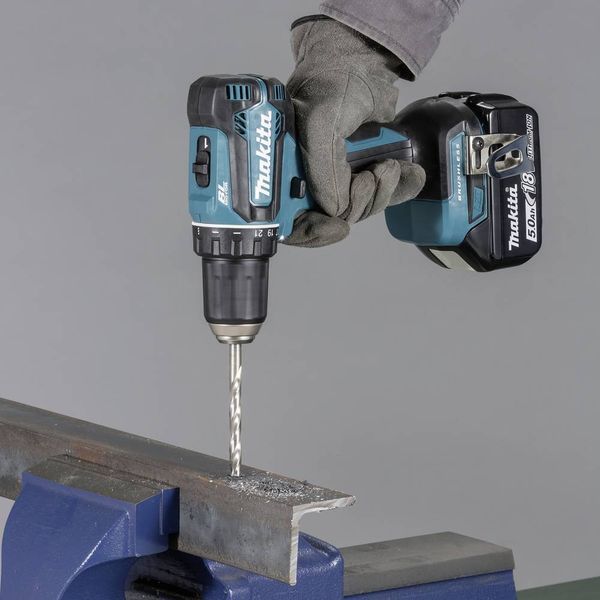 Produktbild: Makita DDF485RTJ Akku-Bohrschrauber 18 V 5.0 Ah inkl. 2. Akku, inkl. Ladeger&auml;t, inkl. Koffer