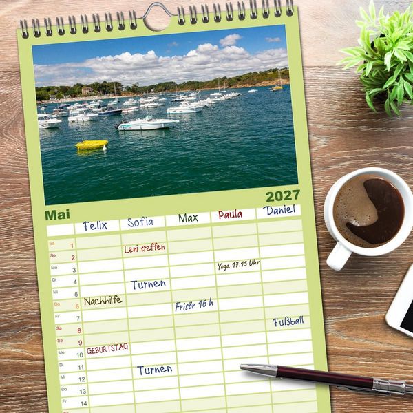 Produktbild: Familienplaner 2027 - Cornouaille - Ein Ausflug in den S&uuml;dwesten der Bretagne mit 5 Spalten (Wandkalender, 21 x 45 cm) CALVENDO