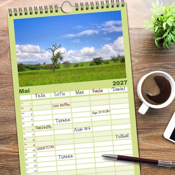 Produktbild: Familienplaner 2027 - Farbenfrohe Heimat mit 5 Spalten (Wandkalender, 21 x 45 cm) CALVENDO