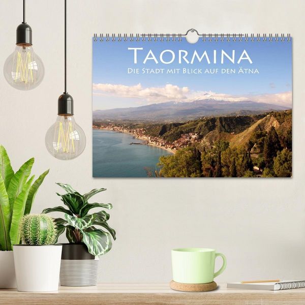 Produktbild: Taormina, die Stadt mit Blick auf den &Auml;tna (Wandkalender 2027 DIN A4 quer), CALVENDO Monatskalender
