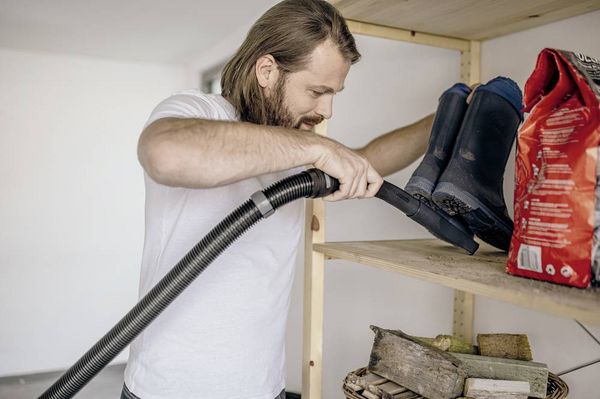 Produktbild: K&auml;rcher Home & Garden WD 5 V-25/5/22 1.628-300.0 Nass-/Trockensauger 1100W 25l Laubbl&auml;ser