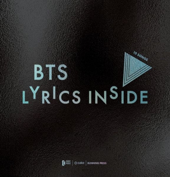 Produktbild: BTS Lyrics Inside