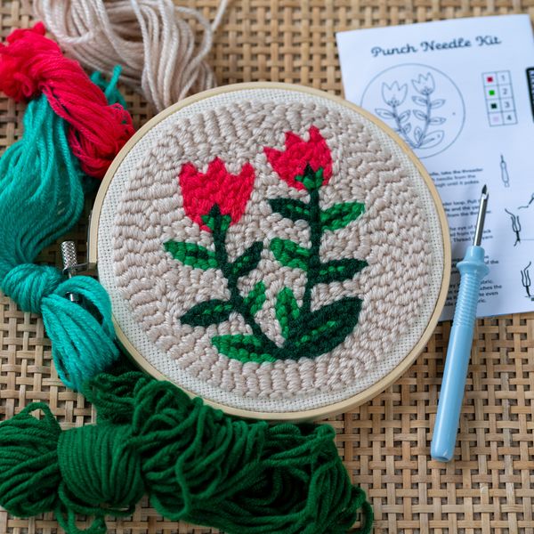 Produktbild: Tulips Punch Needle Kit