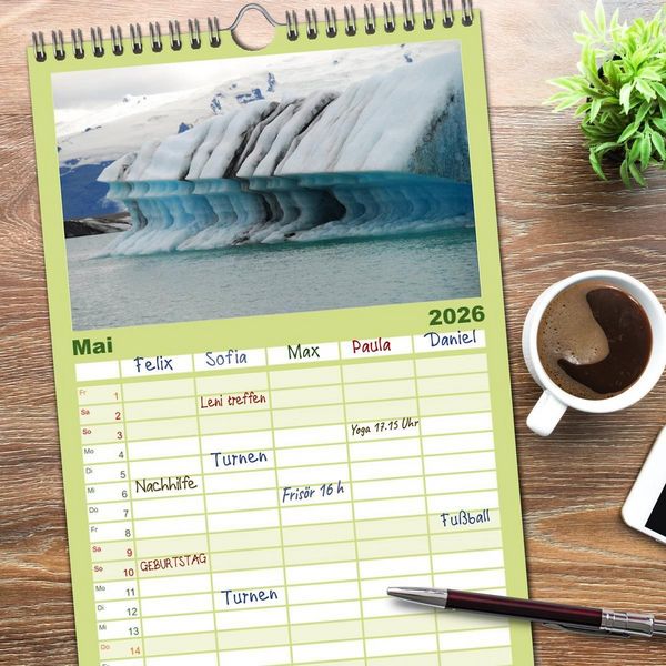 Produktbild: Familienplaner 2026 - Das ist ISLAND mit 5 Spalten (Wandkalender, 21 x 45 cm) CALVENDO