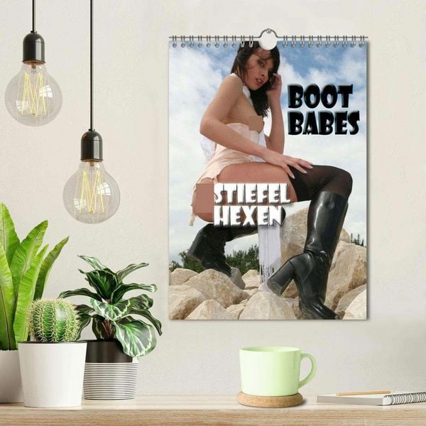 Produktbild: Boot Babes Stiefel Hexen (Wandkalender 2027 DIN A4 hoch), CALVENDO Monatskalender