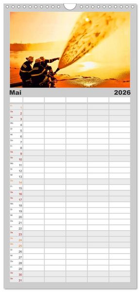 Produktbild: Familienplaner 2026 - Feuerwehr - weltweit im Einsatz mit 5 Spalten (Wandkalender, 21 x 45 cm) CALVENDO