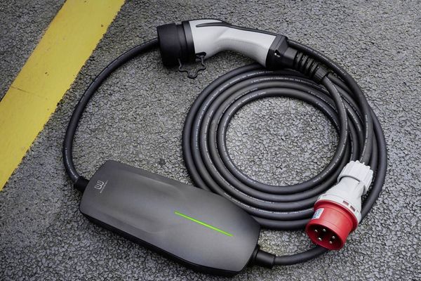 Produktbild: Wissenergy P60 Mobile Ladestation Typ 2 Mode 2 16A 11kW