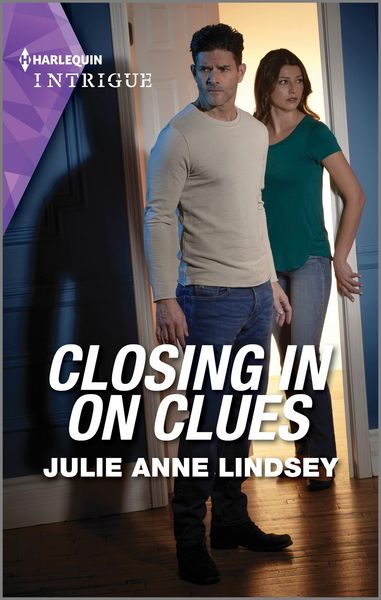 Produktbild: Closing In On Clues