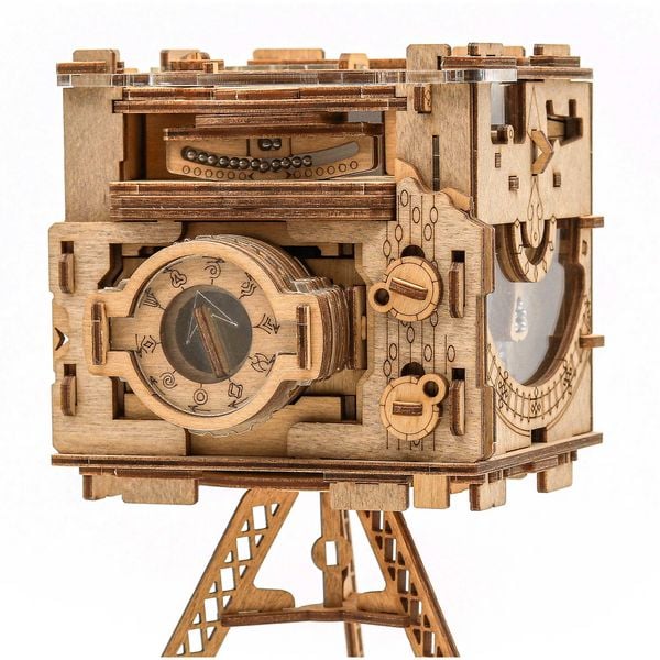 Produktbild: Cluebox - Escape Room in einer Box. Sherlock's Camera