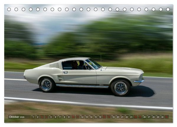 Produktbild: on the road Classic Coup&eacute;s (Tischkalender 2026 DIN A5 quer), CALVENDO Monatskalender