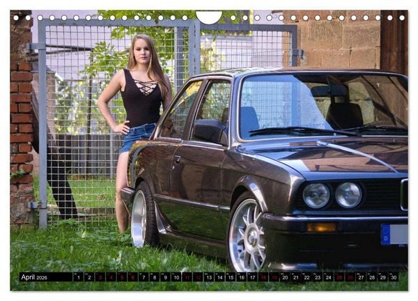 Produktbild: Hei&szlig;e Frauen und schnelle Autos (Wandkalender 2026 DIN A4 quer), CALVENDO Monatskalender