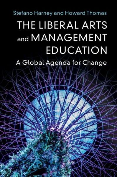 Produktbild: Liberal Arts and Management Education