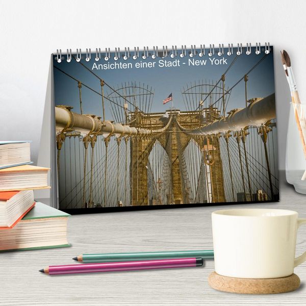Produktbild: Ansichten einer Stadt: New York (Tischkalender 2026 DIN A5 quer), CALVENDO Monatskalender