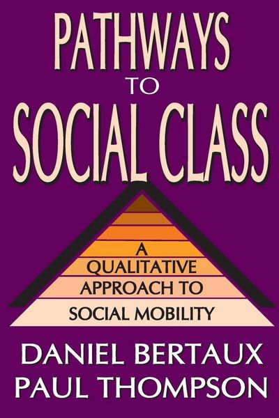 Produktbild: Pathways to Social Class