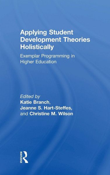 Produktbild: Applying Student Development Theories Holistically