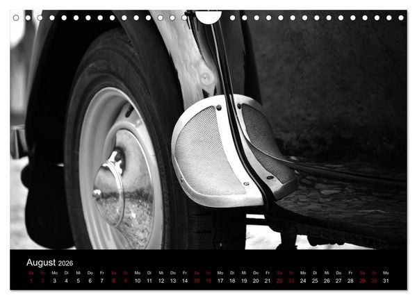 Produktbild: Citro&euml;n 11 CV Traction Avant in schwarzweiss (Wandkalender 2026 DIN A4 quer), CALVENDO Monatskalender