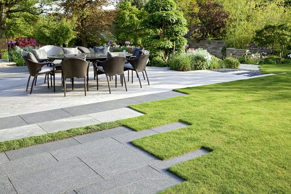 Produktbild: Naturstein im Garten