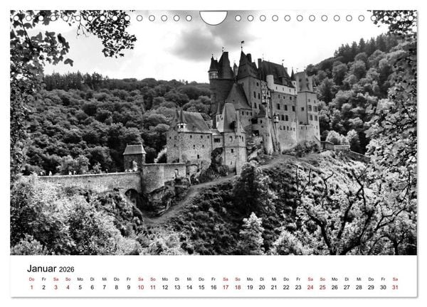 Produktbild: Burgen in schwarzwei&szlig; - Wie aus alten Zeiten (Wandkalender 2026 DIN A4 quer), CALVENDO Monatskalender