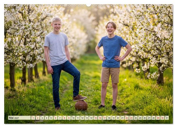 Produktbild: Unbeschwerte Jahre - Jungen zwischen Abenteuer und Freundschaft (Wandkalender 2027 DIN A2 quer), CALVENDO Monatskalender